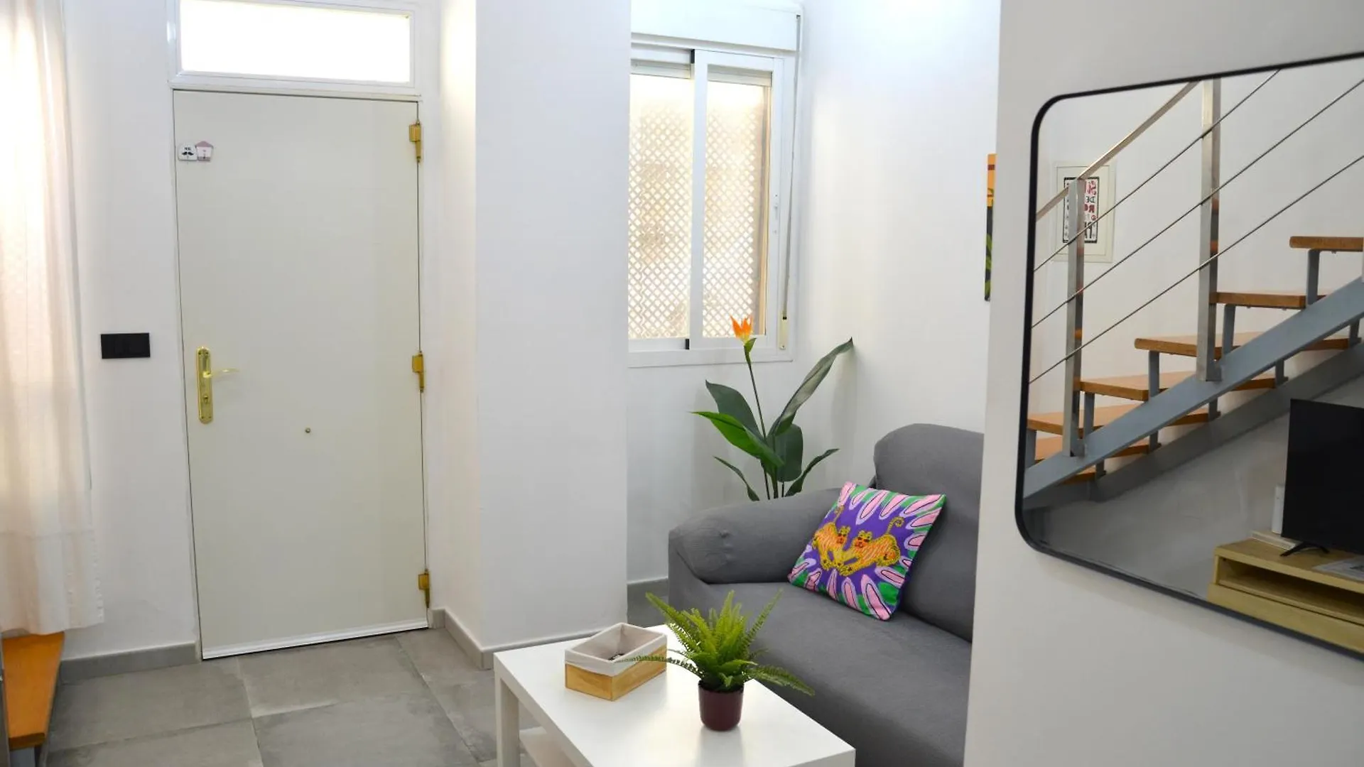 Apartamento Candalex En مالقة
